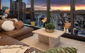 Indulgence At Meriton, Spectacular Views, Sleeps 6 Includes Carpark
